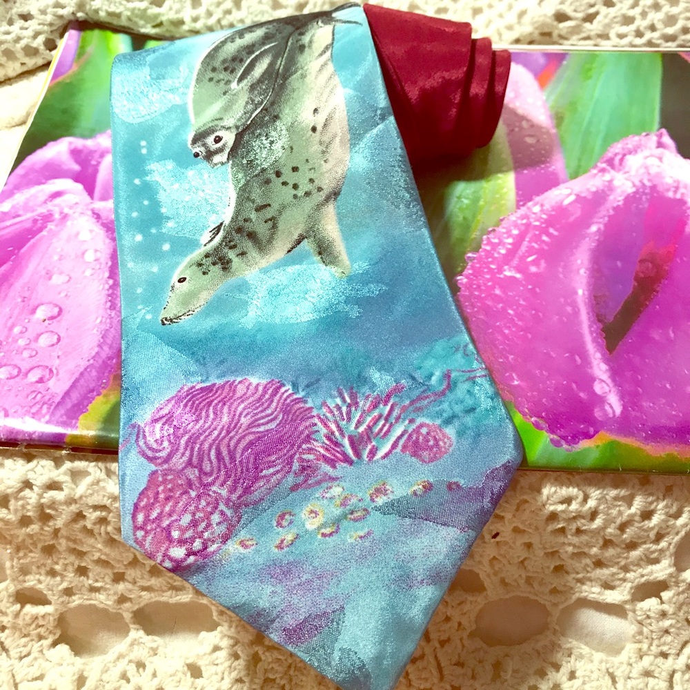 Manatee TIE, good length New,  shows your support for our sweet Manatees in Fla!